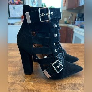 6.5 Black suede booties